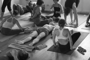 Ashtanga Yoga Retreat Mysore Practice Impression